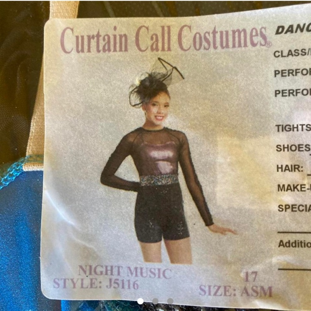 Jazz/contemporary costume dance